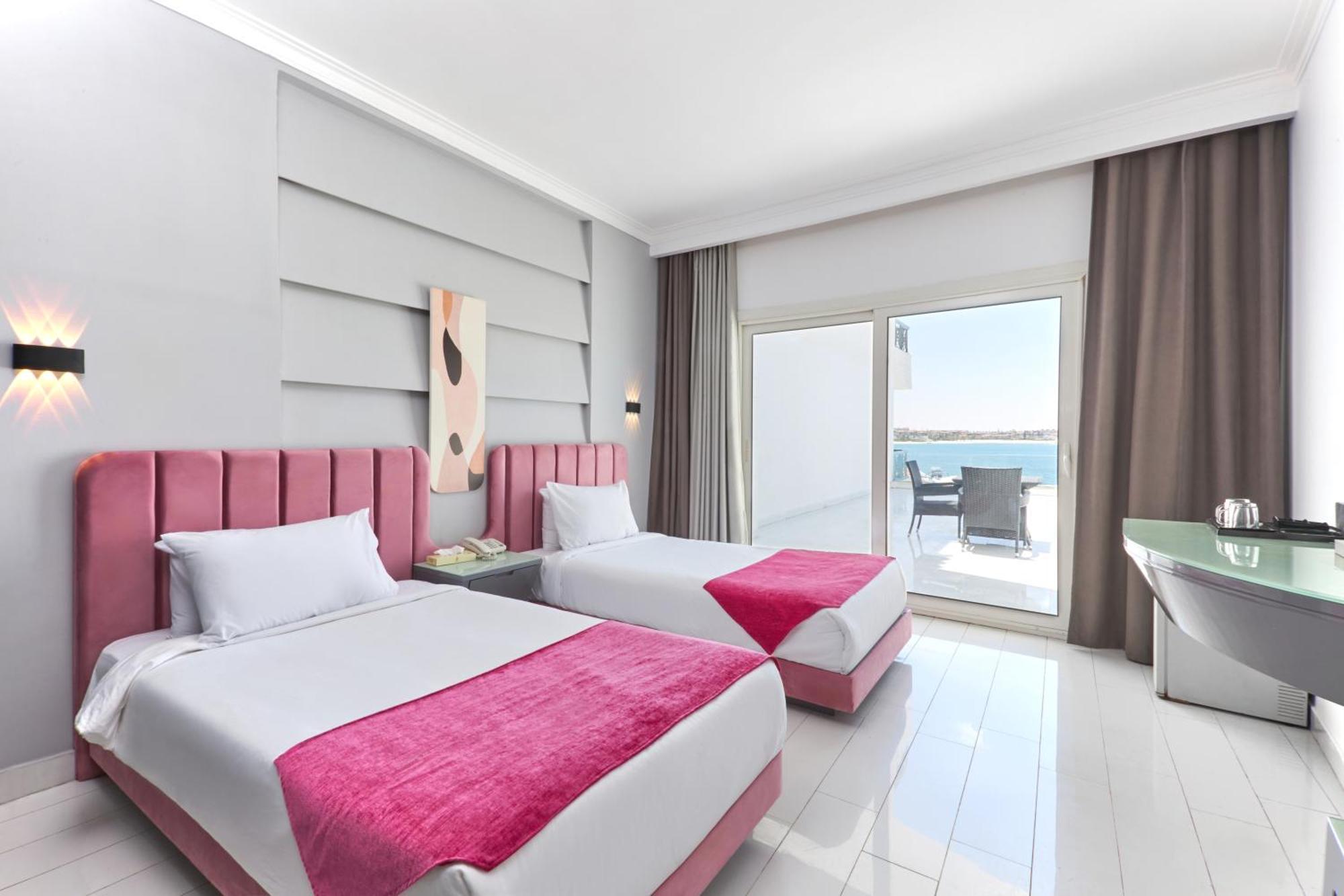 Golden Palace Marina Hotel El Alamein Extérieur photo
